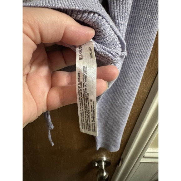 NWT Anthropologie Mock-Neck Lace-Up Open Back Sweater Black Small Light Purple - Picture 10 of 10